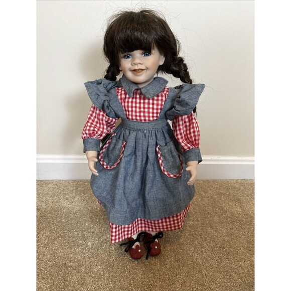 VTG Porcelain‎ 16" Doll Victorian Style Farm Girl With Stand - Picture 1 of 8
